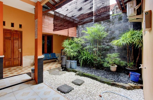 Yogyakarta House | Elegant Double Getaway w/Free WiFi