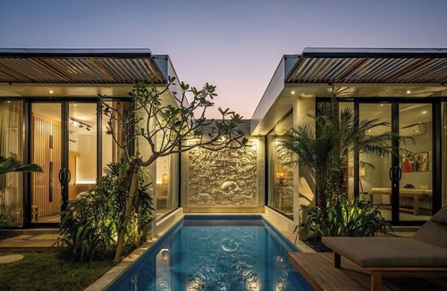 Bukit Villa | Elegant Uluwatu 3BR Villa | Near Beaches and Pool