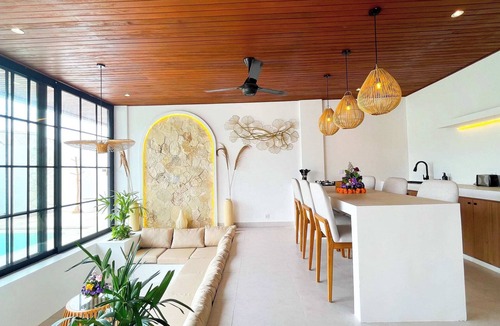 Padonan Villa | Enclosed Modern 3BR, with Private Pool & Sunken Lounge