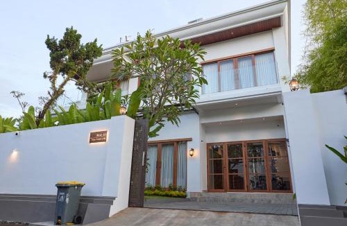 Seminyak Villa | Fale Seminyak - Brand New Modern Luxury 5BR Villa in Seminyak with Private Pool, Gym & Massage Room