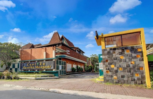 Baki House | Family Friendly Suite W/Free WiFi Parking and Pool