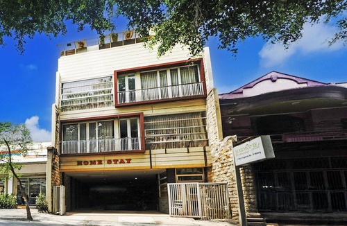 Dinoyo House | Family Luxury Suite W/Free WiFi and Parking
