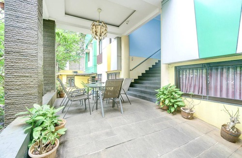 East Jakarta House | Family Luxury Suite W/Free WiFi and Parking