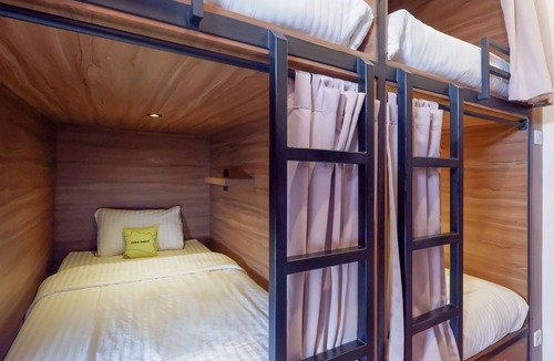 Raya Kuta Hostel | Fello Bnb Hostel Kuta - Adults Only
