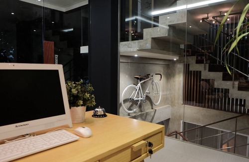 Kemang Hotel | Flat06 Tendean