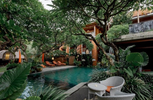 Kuta Hotel | Fourteen Roses Boutique Hotel, Kuta