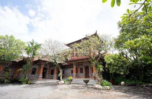 Celuk House | Gallery House near Bali zoo
