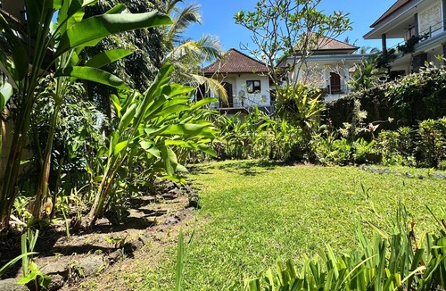 Kedewatan Apartment | Garden Apartment with Swimming Pool