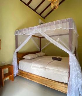 Bukit Lawang Hotel | Gino's Jungle Lodge - Restaurant & Jungle Trekking