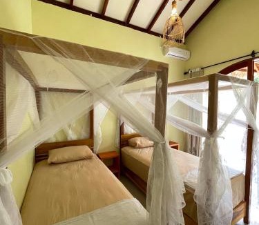 Bukit Lawang Hotel | Gino's Jungle Lodge - Restaurant & Jungle Trekking