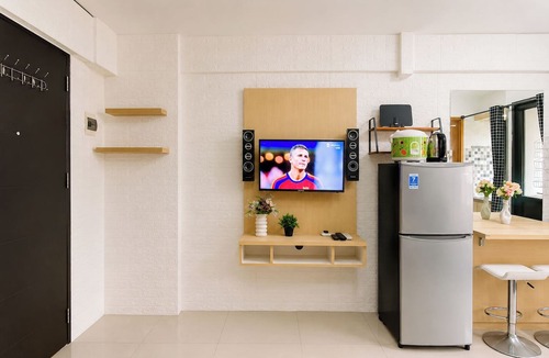 Kebagusan Apartment | Good Warm Studio Room At Apartment Kebagusan City