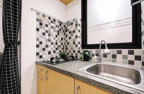 Kebagusan Apartment | Good Warm Studio Room At Apartment Kebagusan City