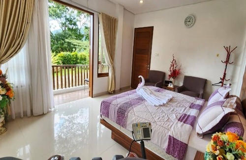 Padang Villa | Grace Hill Villa