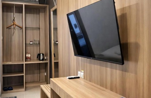 Kuta Hotel | Grand Kuta Hotel Lombok - Pool - 43 inch Google TV - Strong 60Mbps WiFi - New Enhanced Management