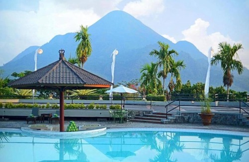 Trawas Hotel | Grand Whiz Hotel Trawas