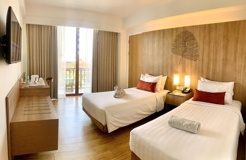 Raya Kuta Hotel | Grand Zuri Kuta Bali