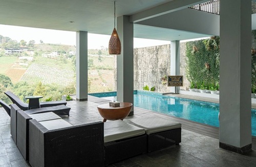 Bandung Villa | Green Forest Plantation View 6BR with Infinity Pool