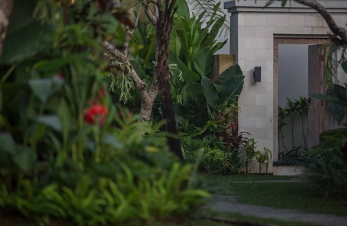 Lodtunduh Villa | Greenery 3 Bedroom with Suitable for Family