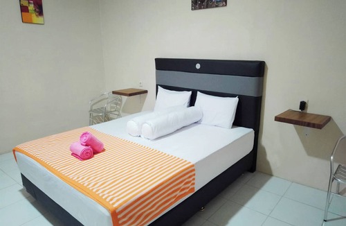Bekasi House | Guest House GS Syariah Taman Keluarga