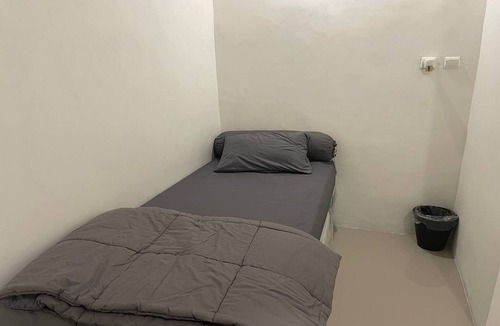 Pondokcina House | Guesthouse Maura