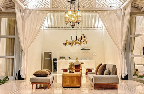 Selat Villa | Hafrana Villa by AGATA - 700sqm 2BR Villa with Private Pool & Jacuzzi