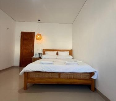 Renon House | Home Stay Room in Bali Near Sanur Beach