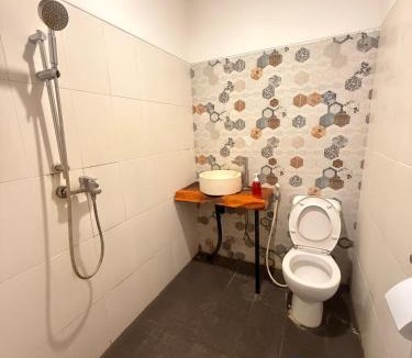 Renon House | Home Stay Room in Bali Near Sanur Beach