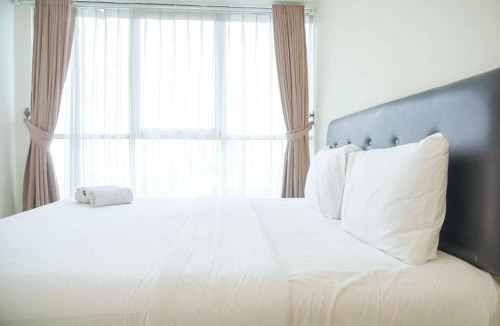 Kayu Putih Apartment | Homey and Comfortable 2BR Tifolia Apartment By Travelio