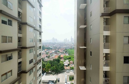 Cipulir Apartment | Homey and Cozy Living Studio at Pakubuwono Terrace Apartment
