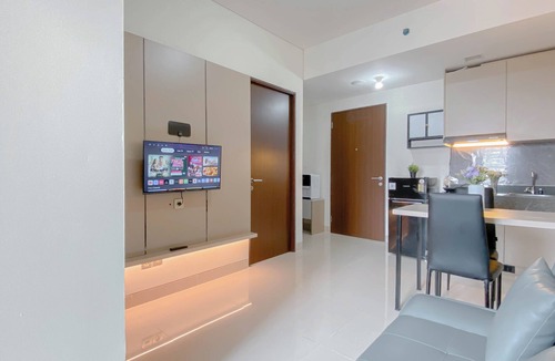 Depok Apartment | Homey And Tranquil 2Br Apartment Transpark Cibubur