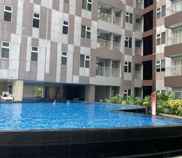 Kesawan Apartment | Homey & Cozy Podomoro Apartment - Strategic Location 3Beds 1Sofabed 2Bathroom
