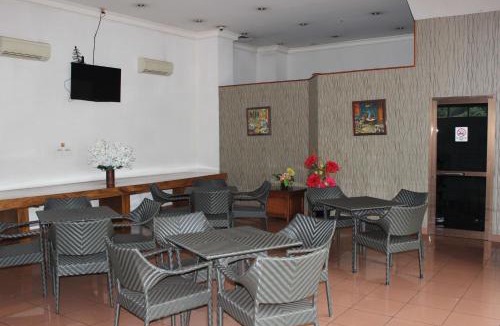 East Jakarta Hotel | Hotel 678 Cawang powered by Cocotel