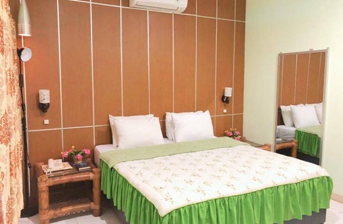 Prambanan Hotel | Hotel Galuh and Water Park Prambanan