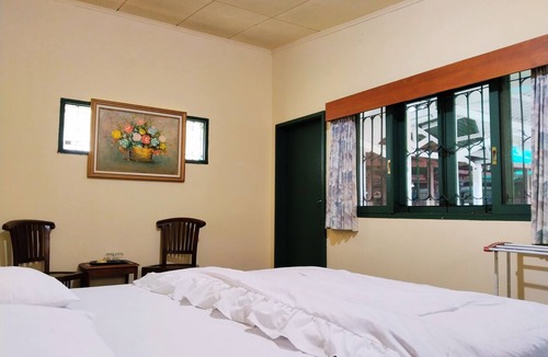 Cisarua Hotel | Hotel Grand Astoeti