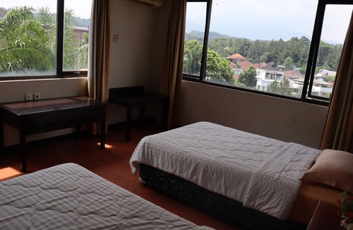 Citaringgul Hotel | Hotel Green Wattana Sentul