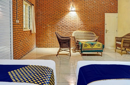 Kalangbret Hotel | Hotel O Griyo Werdiningsih