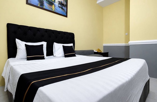 Rajabasa Hotel | Hotel O near Mall Boemi Kedaton 2