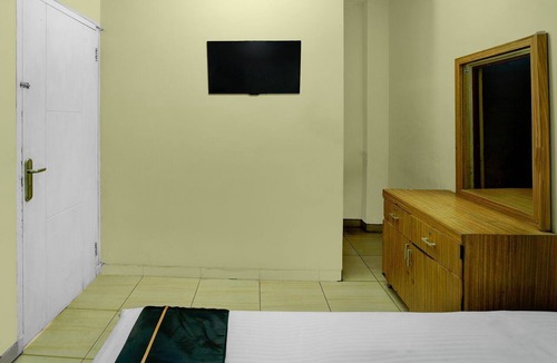 Bandar Lampung Hotel | Hotel O near Stadion Pahoman formerly Ra