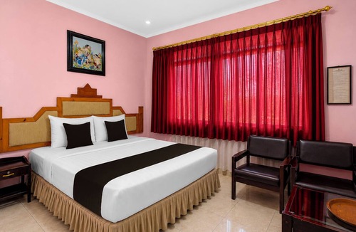 Hargomulyo Hotel | Hotel O near Tawangmangu Wonder Park for