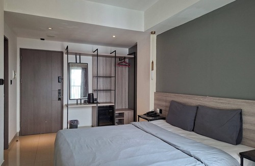 East Jakarta Hotel | Hotel O near Tebet Eco Park formerly Gri