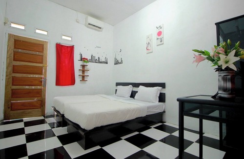 Lubuklinggau Hotel | Hotel O Wisma Ria