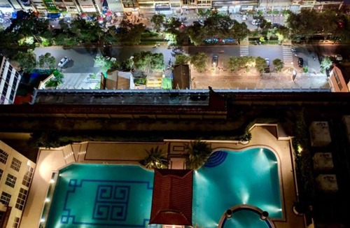Chinatown Apartment | Luxurious 2-Bedroom Top Floor Condo at Jakarta Old Town