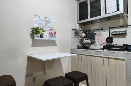 Old Jakarta Apartment | Spacious modern 1 BR |Pool View | Unlimited internet and AC| Family Friendly