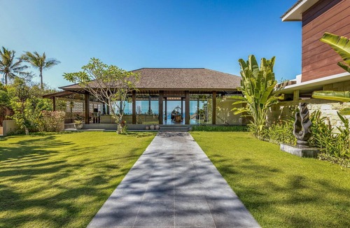 Candi Dasa Villa | In a word: WOW! Unique, breathtaking, and luxurious!