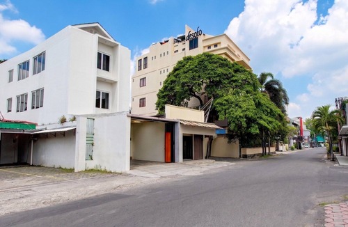 Solo City Centre House | Indria Inn Deluxe Double