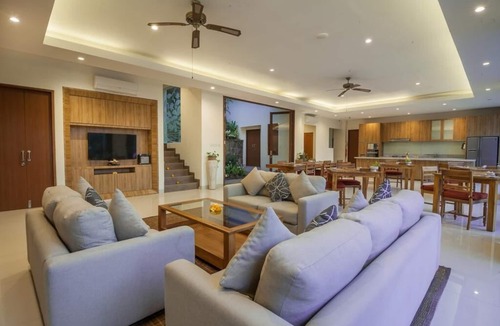 Melayang Villa | Infinity River 6 Bedroom Private Pool