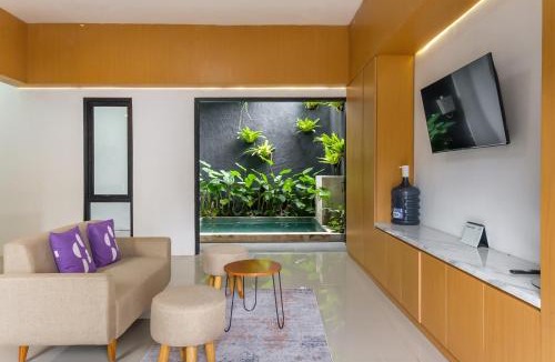 Grogol House | INNCA Amerta Villa, Solo