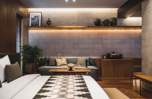 Petitenget Hotel | iSuite by Ekosistem