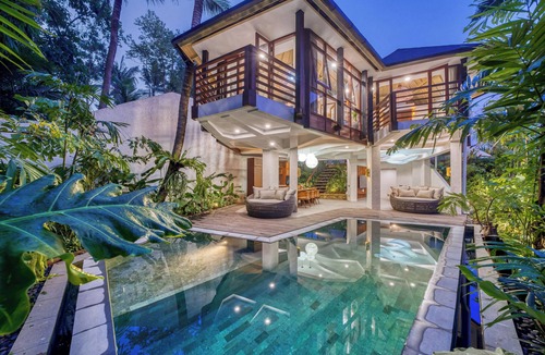 Lodtunduh Villa | Jungle Flower Villas Two BR is your ideal escape for relaxation in Ubud.