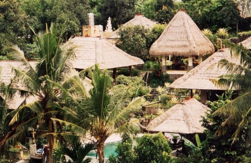 Celuk House | Junior Suite room in Sukawati, surrounded by lush gardens